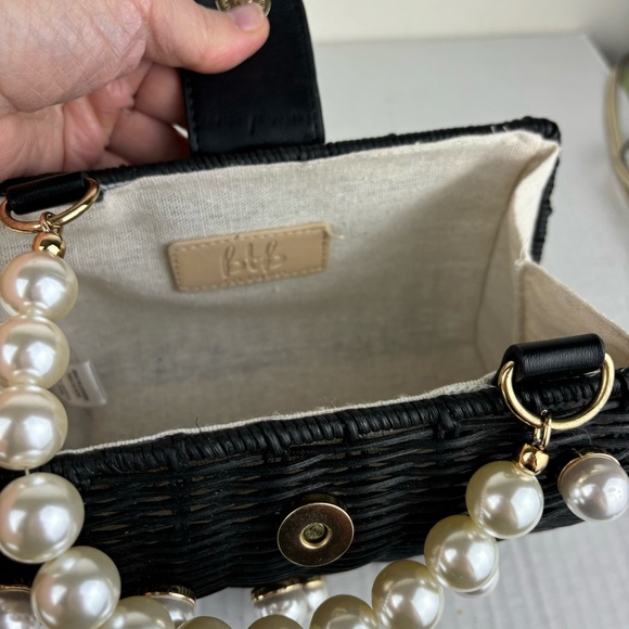 BTB Los Angeles Willow Imitation Pearl Bag - Picture 9 of 16